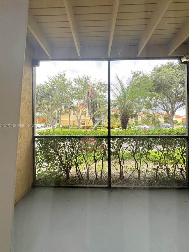 Foto del edificio - 1265 SW 46th Ave
