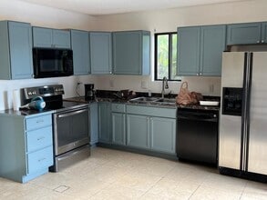 Building Photo - 6003 Waterview Cir