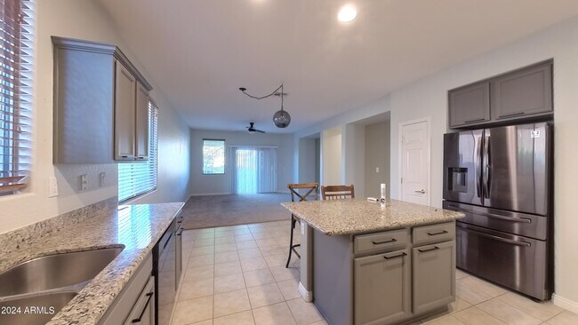 Building Photo - 39816 N Thunder Hills Ln