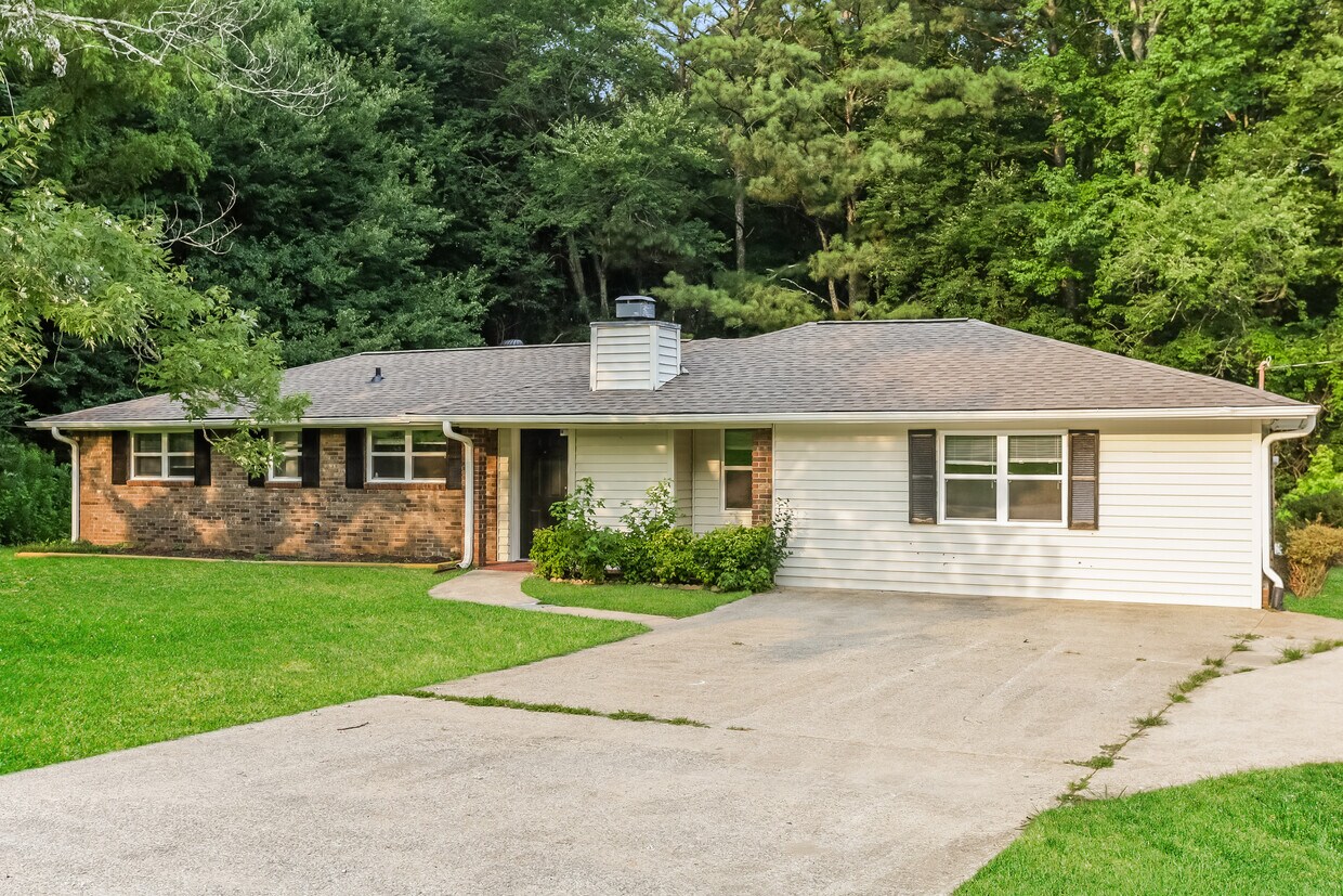 Primary Photo - 3572 York Dr