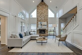 Building Photo - 3422 Mesquite Dr