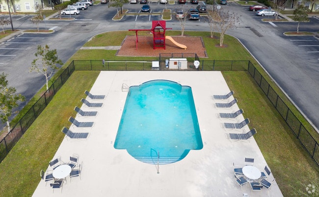 Pool - Summerset