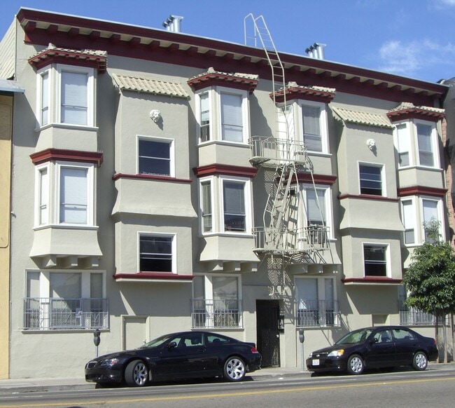 Building Photo - 388 5th St