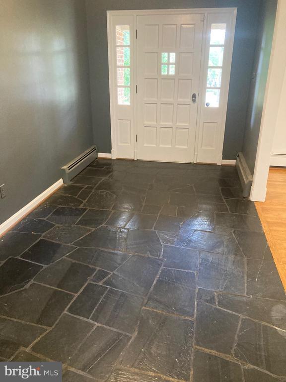 Building Photo - 1334 Balls Hill Rd