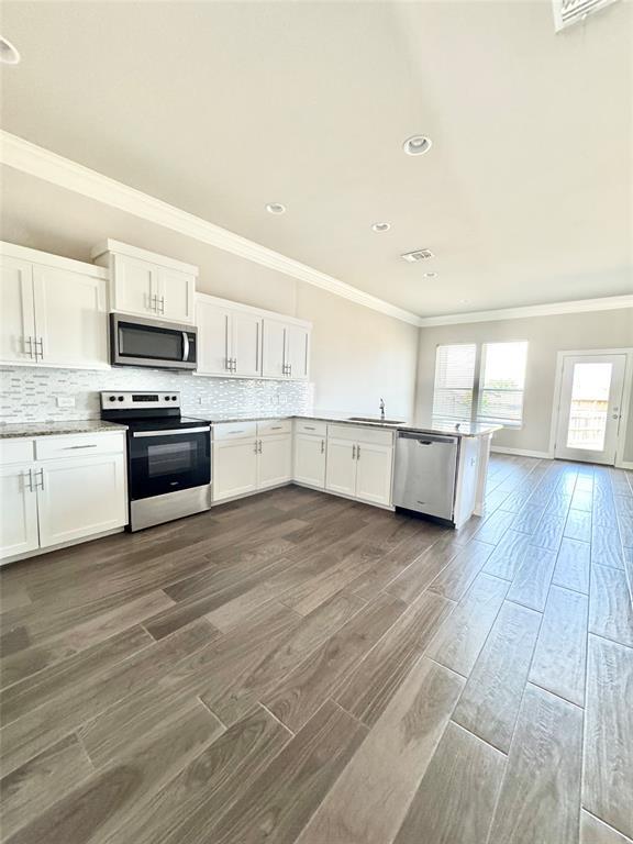 Foto del edificio - 105 Everett Ct