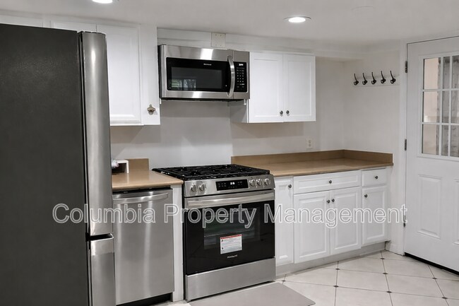 Photo - 1707 Kilbourne Pl NW Apartment