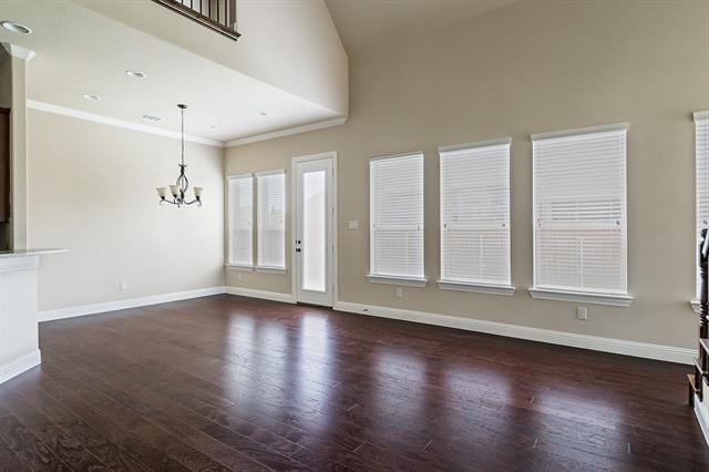 Foto del edificio - 573 Enfield Dr