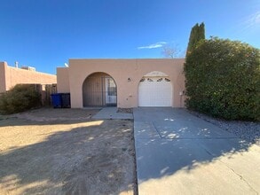 Building Photo - 4610 Overland St NE