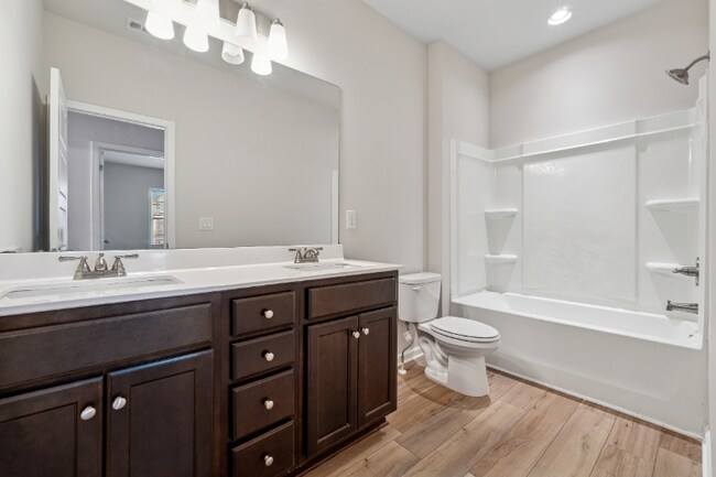 Foto del edificio - 1543 Dover Creek Ln