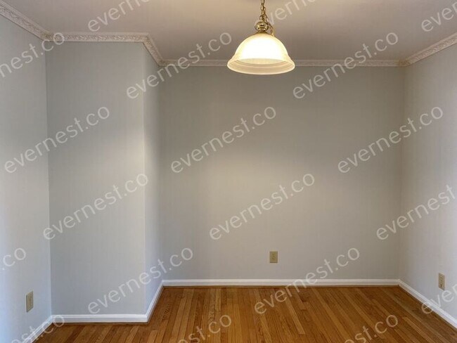 Foto del edificio - 7225 Wytheville Cir