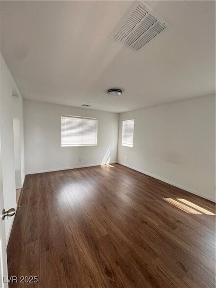 Foto del edificio - 10440 Bagg Ave