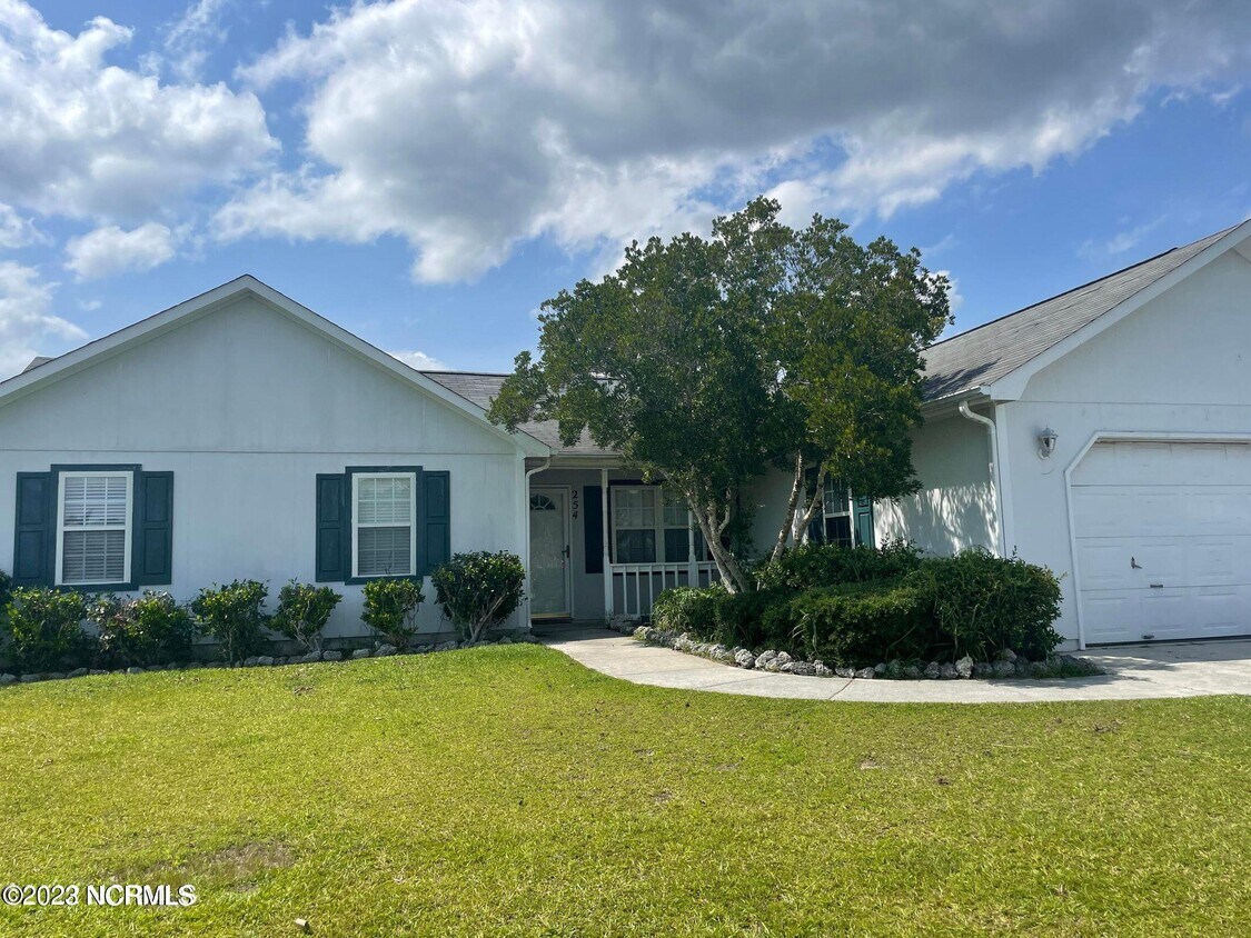 254 Parnell Rd, Hubert, NC 28539 House Rental in Hubert, NC