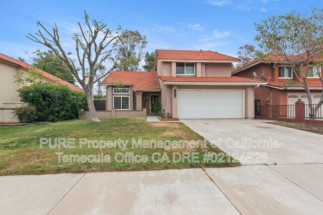 Foto del edificio - 24556 Leafwood Dr