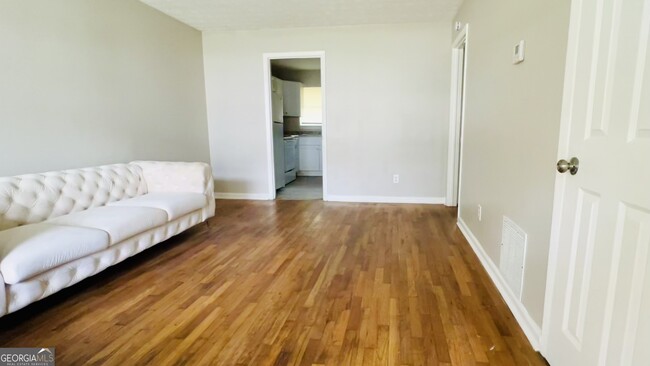 Foto del edificio - 1595 Carlisle St NW