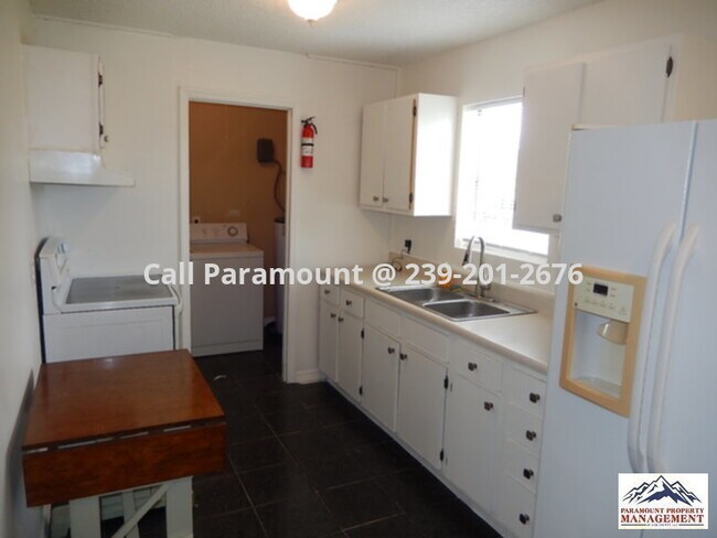 Building Photo - Won't Last Long!  Unique Lehigh Home with Fenced Yard