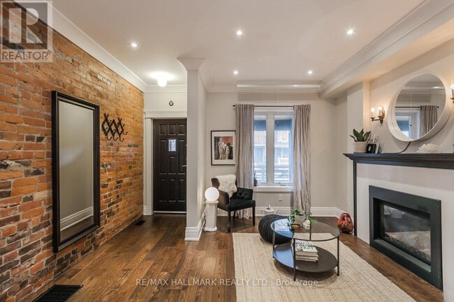 Building Photo - 281 Symington Ave