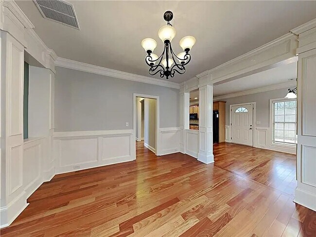 Foto del edificio - Spacious 4BR House in Decatur
