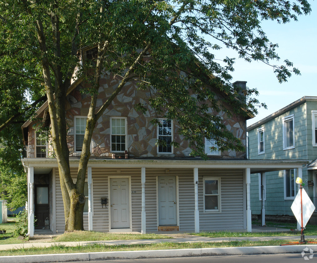 Building Photo - 228-230 Broad St