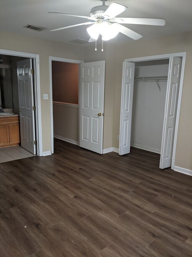 Foto del edificio - 3BR/3BA townhouse close to FAMU.