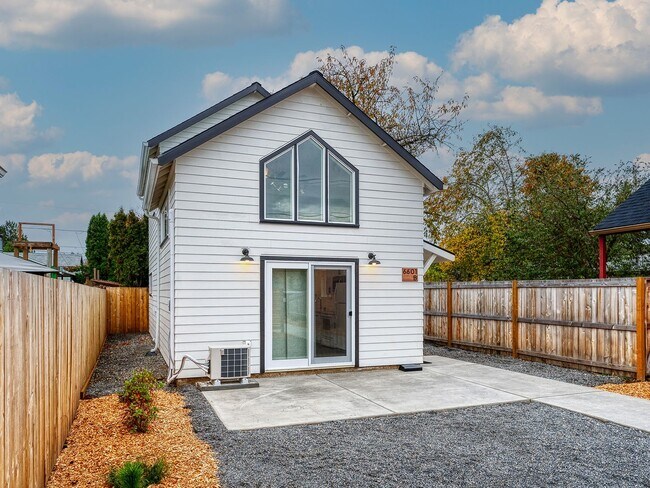 Building Photo - Chic Portland Home with Skylit Bedroom, Lo...