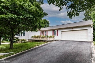 Building Photo - 1413 Valebrook Ln