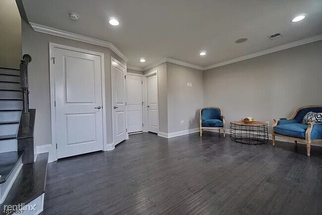 Building Photo - 3 br, 2.5 bath Townhome - 101 Bayside Cour...