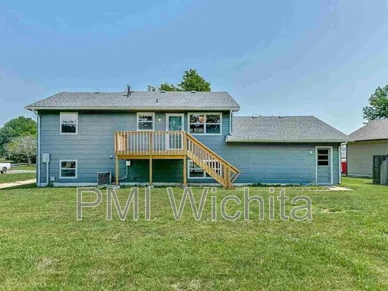 Building Photo - 7 Langston Dr