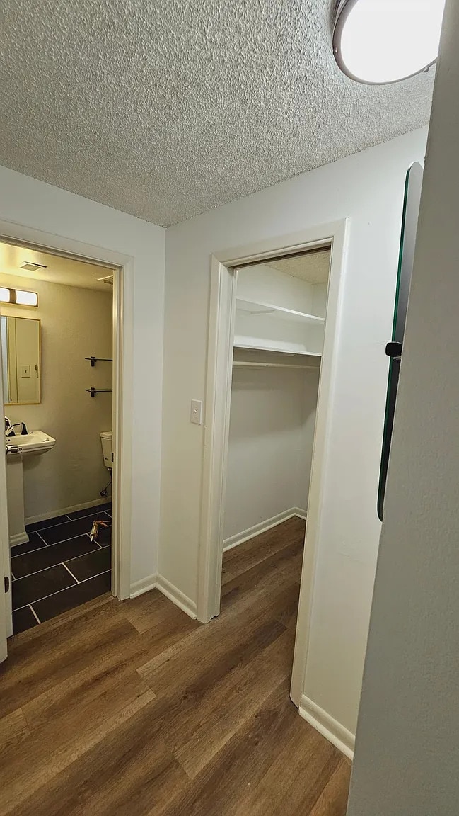 Building Photo - 1112 W Main St