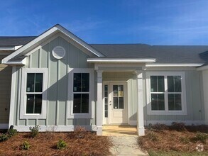 Building Photo - 827 Montclair Pt