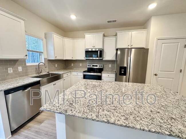 Building Photo - 314 Griffon Dr