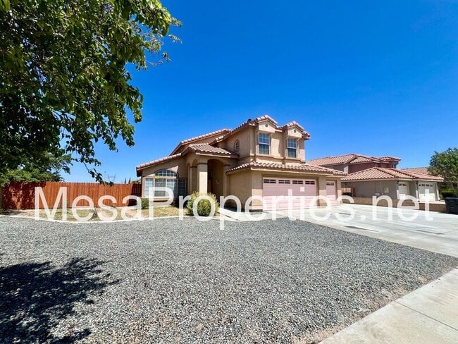 Building Photo - 12914 Tiburon Dr