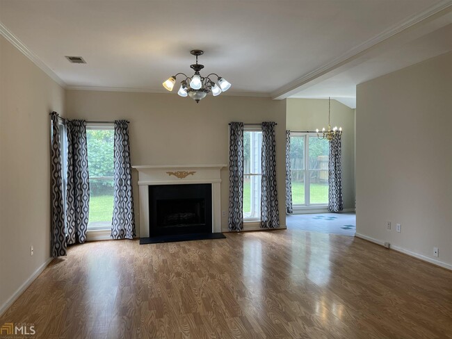 Building Photo - 10785 Morton Chase Way