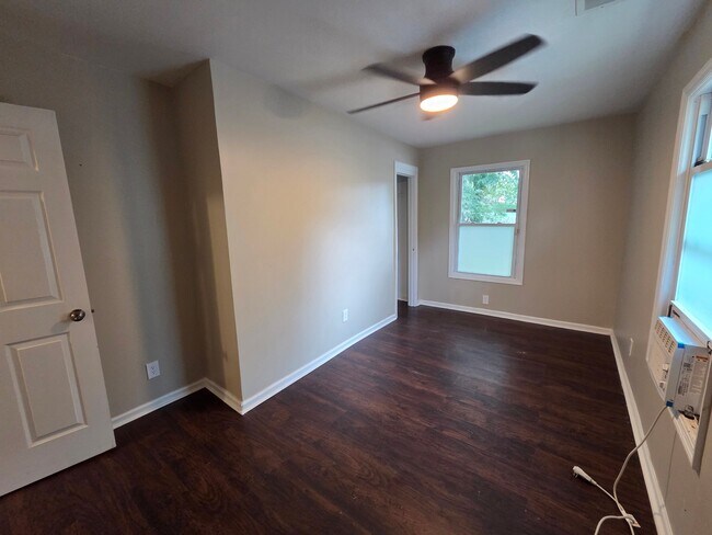 Foto del edificio - 1022 Ashby Grove SW