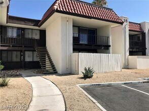 Building Photo - 1405 E Vegas Valley Dr
