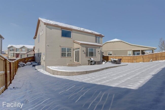 Foto del edificio - 3 br, 3 bath House - 13742 Valentia Street...