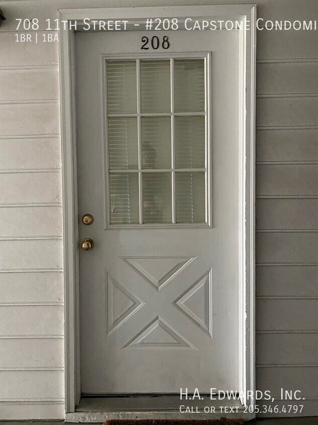 Primary Photo - 708 11th St