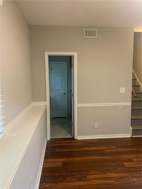 Building Photo - 2718 Majestic Cir