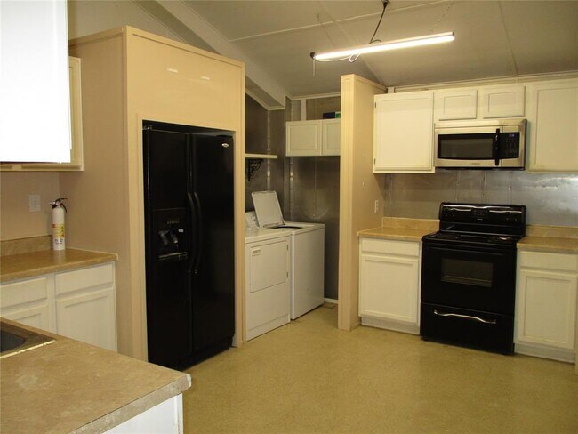 Foto del edificio - 5909 Farm to Market Rd 1459