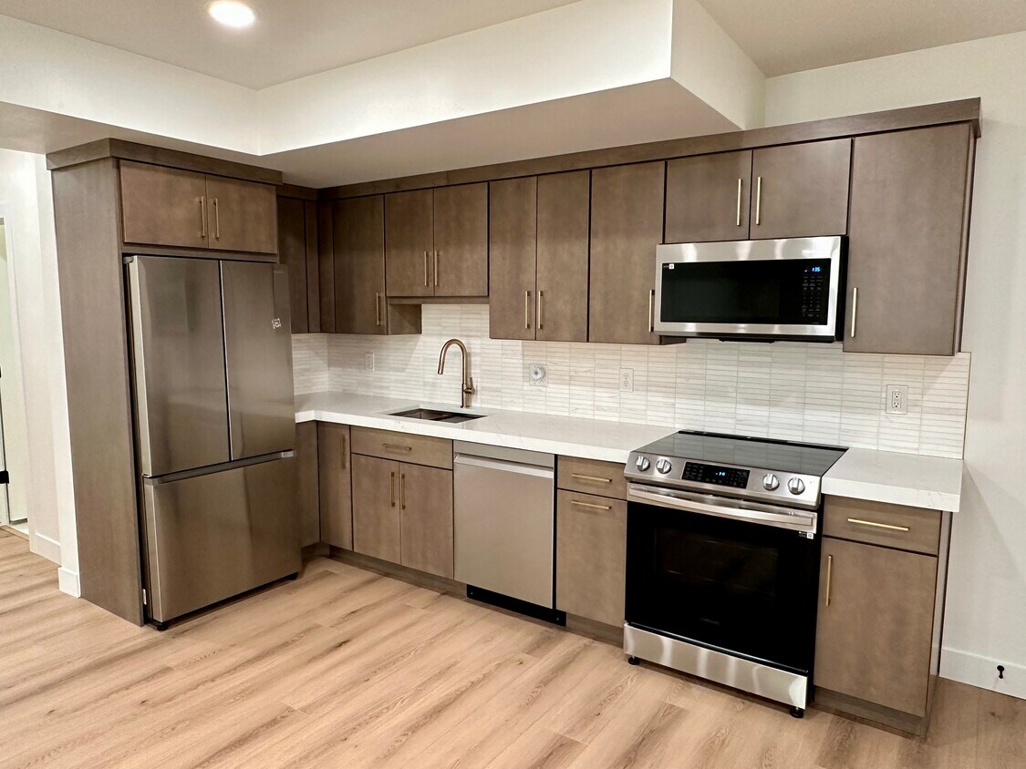Kitchen - 12272 S Elena Canyon Cv