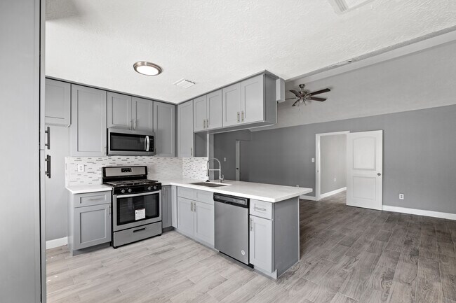 Building Photo - 4802 Croker Ridge Rd