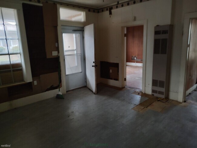 Foto del edificio - 3 br, 1 bath House - 732 Thomas Street