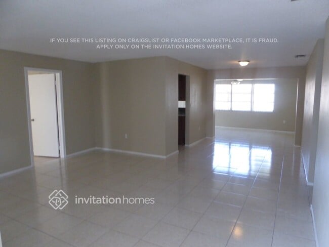 Building Photo - 2400 NW 85th Ave