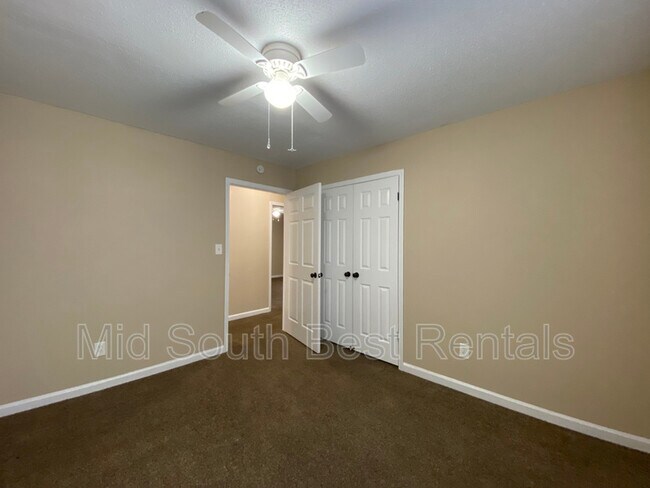 Foto del edificio - 89 Builders Way