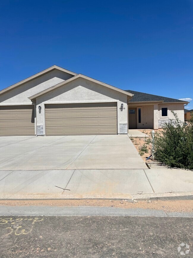 Building Photo - 4406 W 275 N