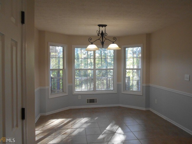Building Photo - 170 Valleydale Dr
