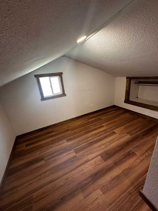 Foto del edificio - 311 S Maple St
