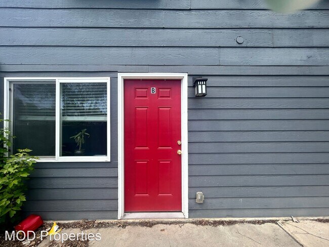 Building Photo - 5 br, 2 bath House - 5335 N. Newton Street...
