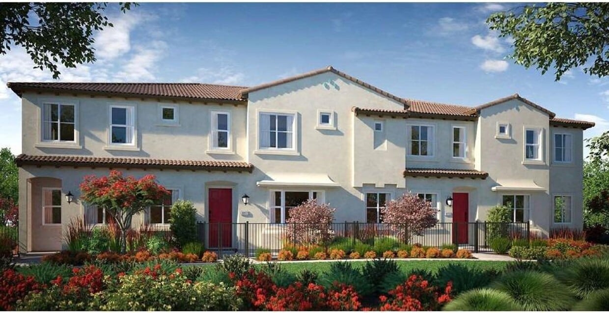 Foto principal - 5301 E Commerce Way