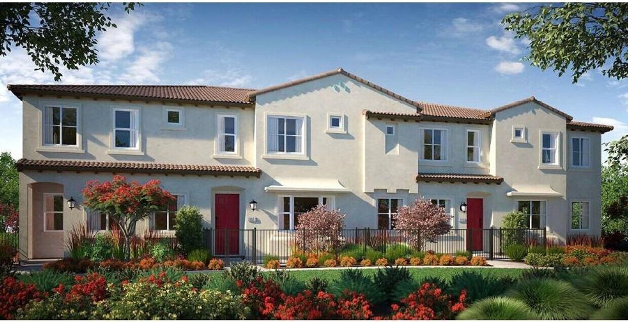 Photo - 5301 E Commerce Way #67104