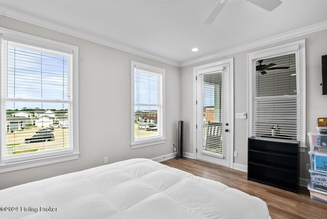 Foto del edificio - 6308 Norton Commons Blvd